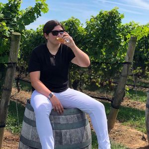 Meet your Posher, Victoria